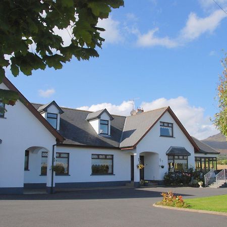 Mourneview B & B Карлингфорд Екстериор снимка